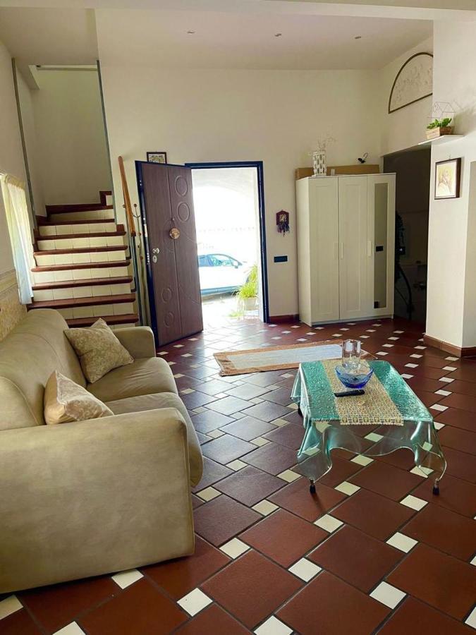 Holiday House Il Castello Di Anna Apartment วิเอตริ ภายนอก รูปภาพ